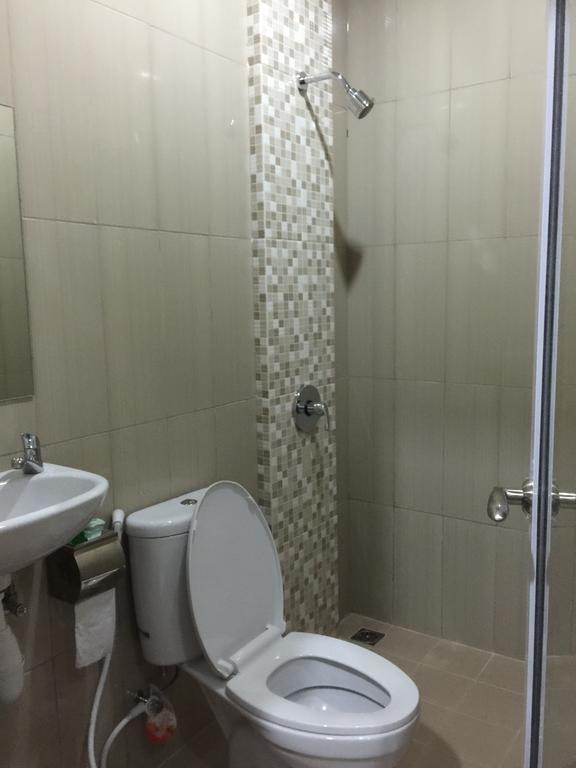 Redlink Hotel Batam Extérieur photo