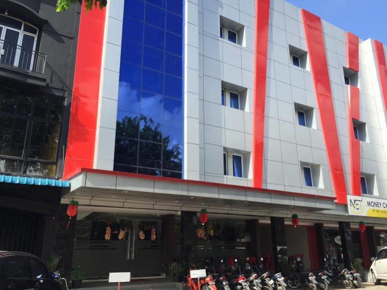 Redlink Hotel Batam Extérieur photo